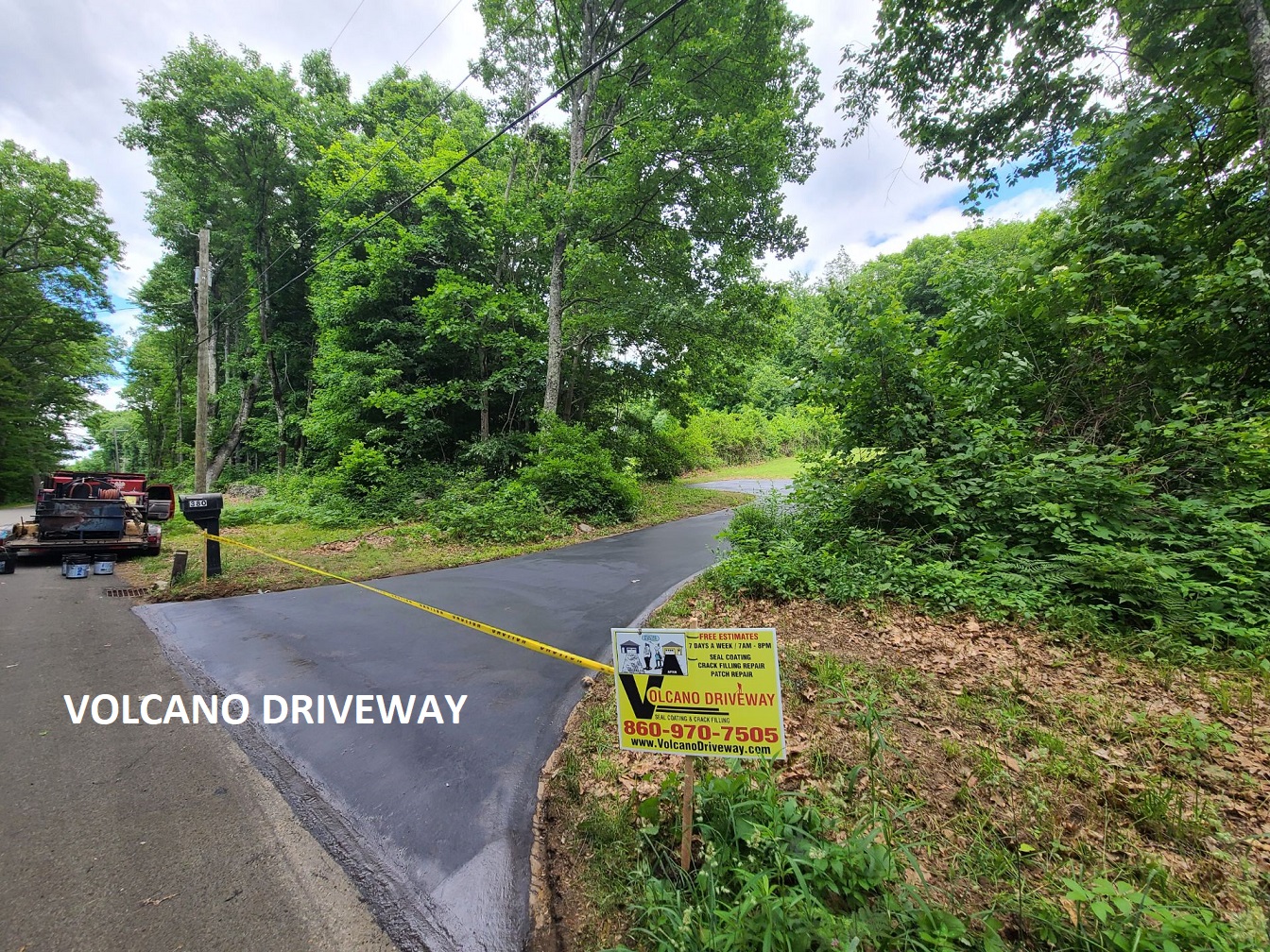VOLCANO DRIVEWAY