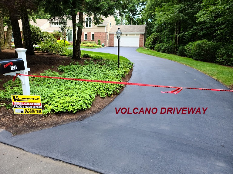 VOLCANO DRIVEWAY
