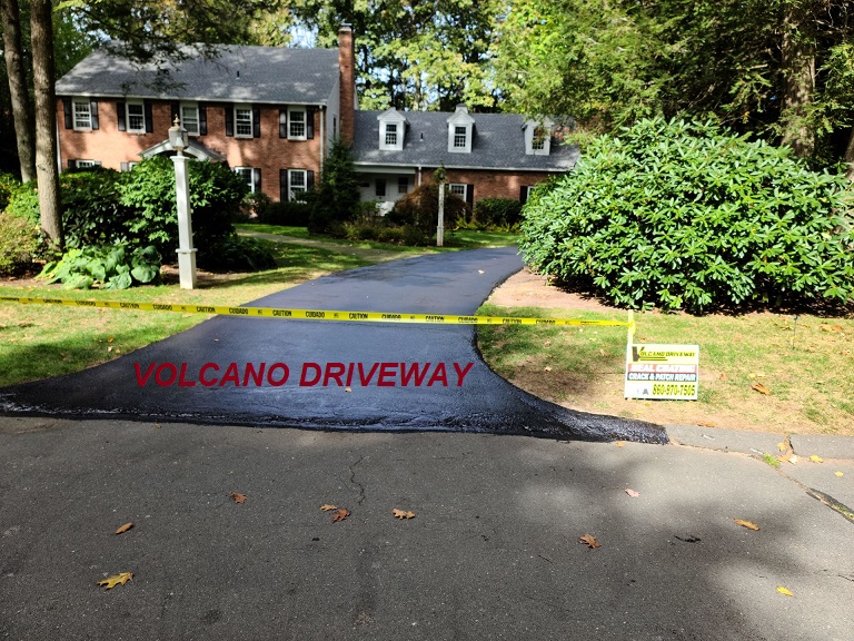 VOLCANO DRIVEWAY