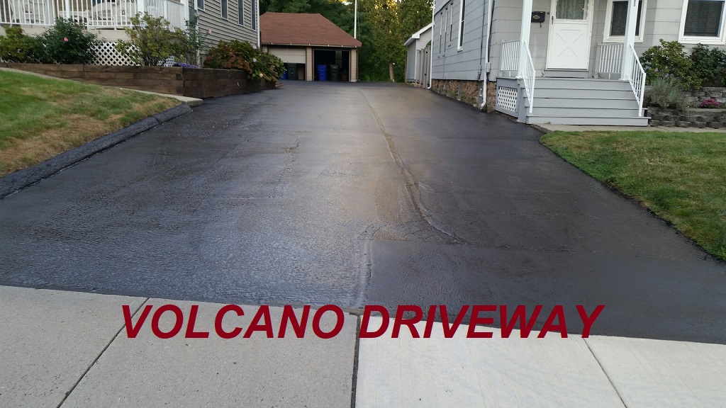 VOLCANO DRIVEWAY