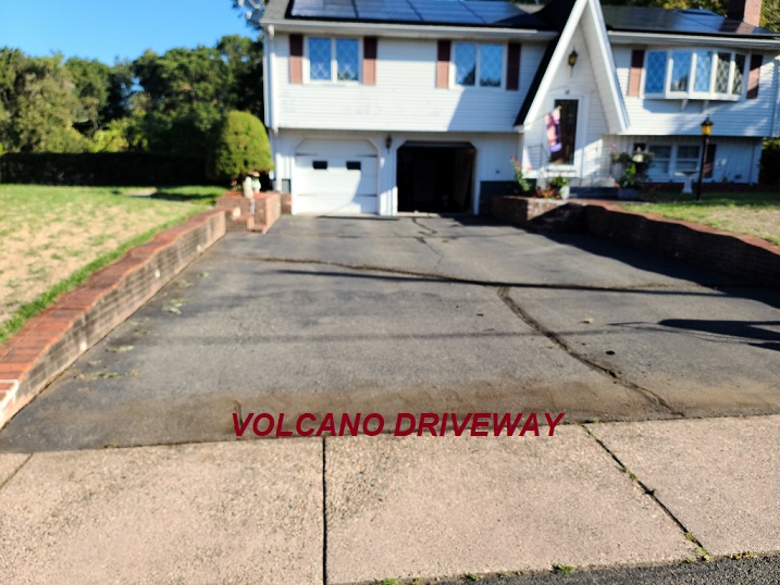 VOLCANO DRIVEWAY